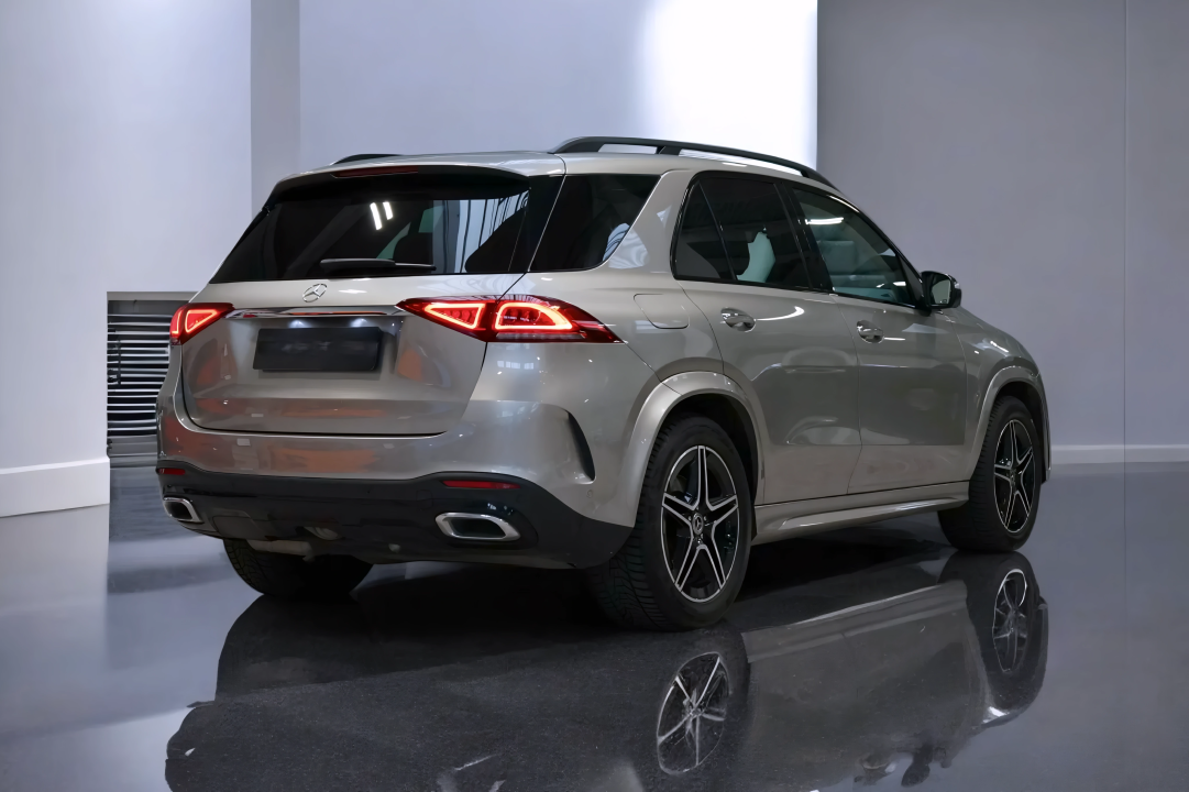 Mercedes-Benz GLE 350d 4MATIC AMG Line (4)