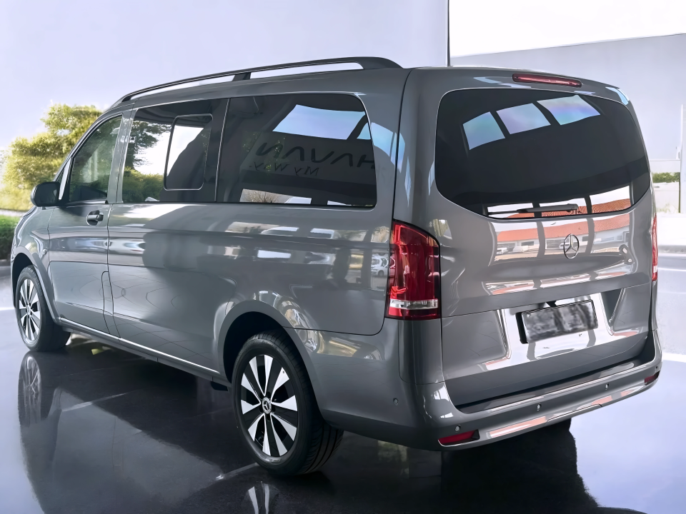 Mercedes-Benz Vito Tourer Pro 119 CDI 4MATIC Long (5)