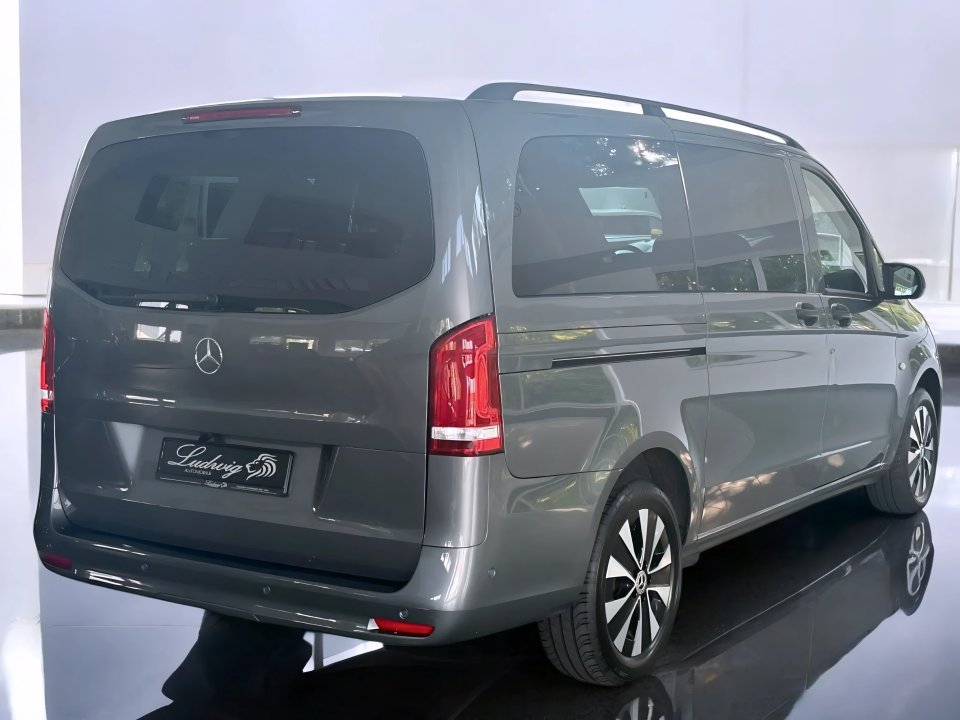Mercedes-Benz Vito Tourer Pro 119 CDI 4MATIC Long (3)