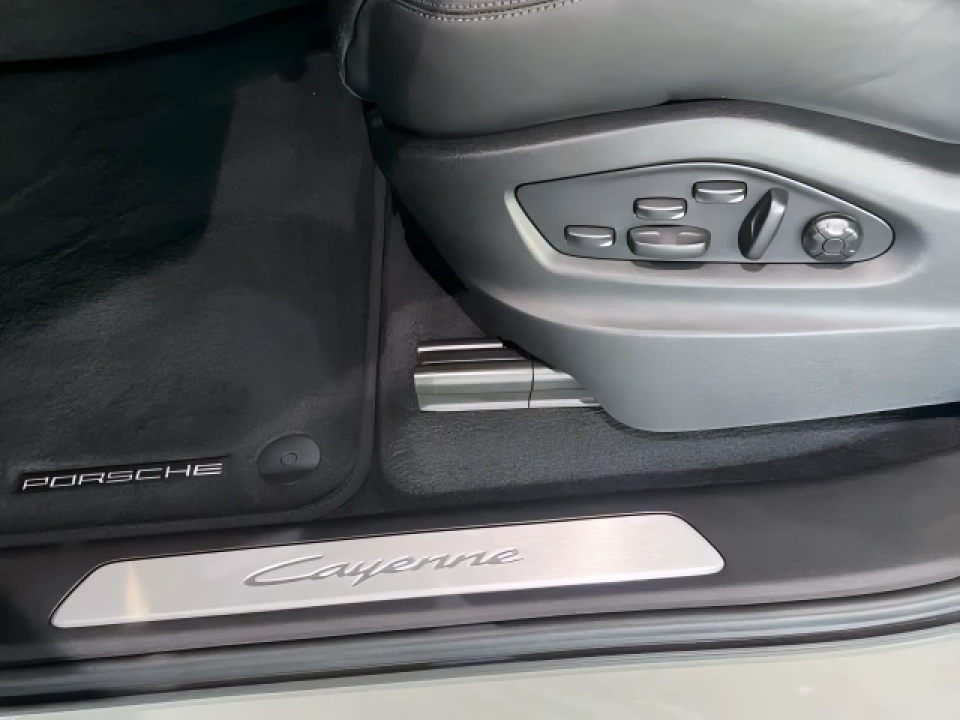 Porsche Cayenne E-Hybrid - foto 17