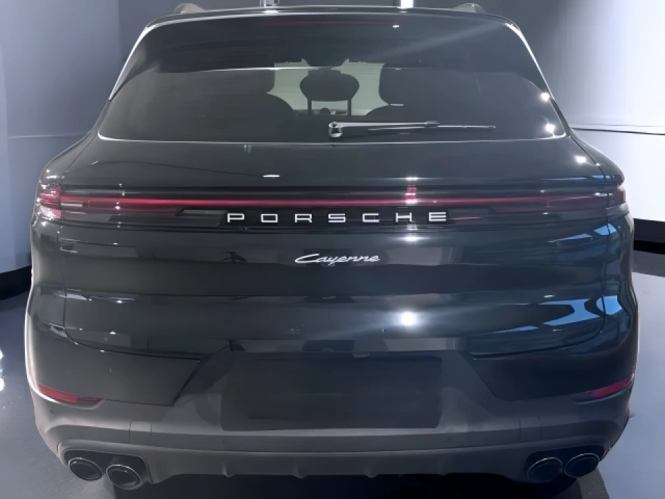 Porsche Cayenne (4)