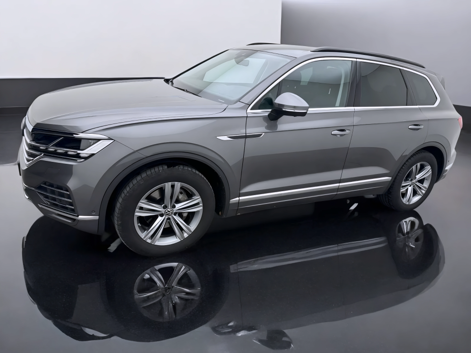 Volkswagen Touareg V6 3.0 TDI R-Line (3)