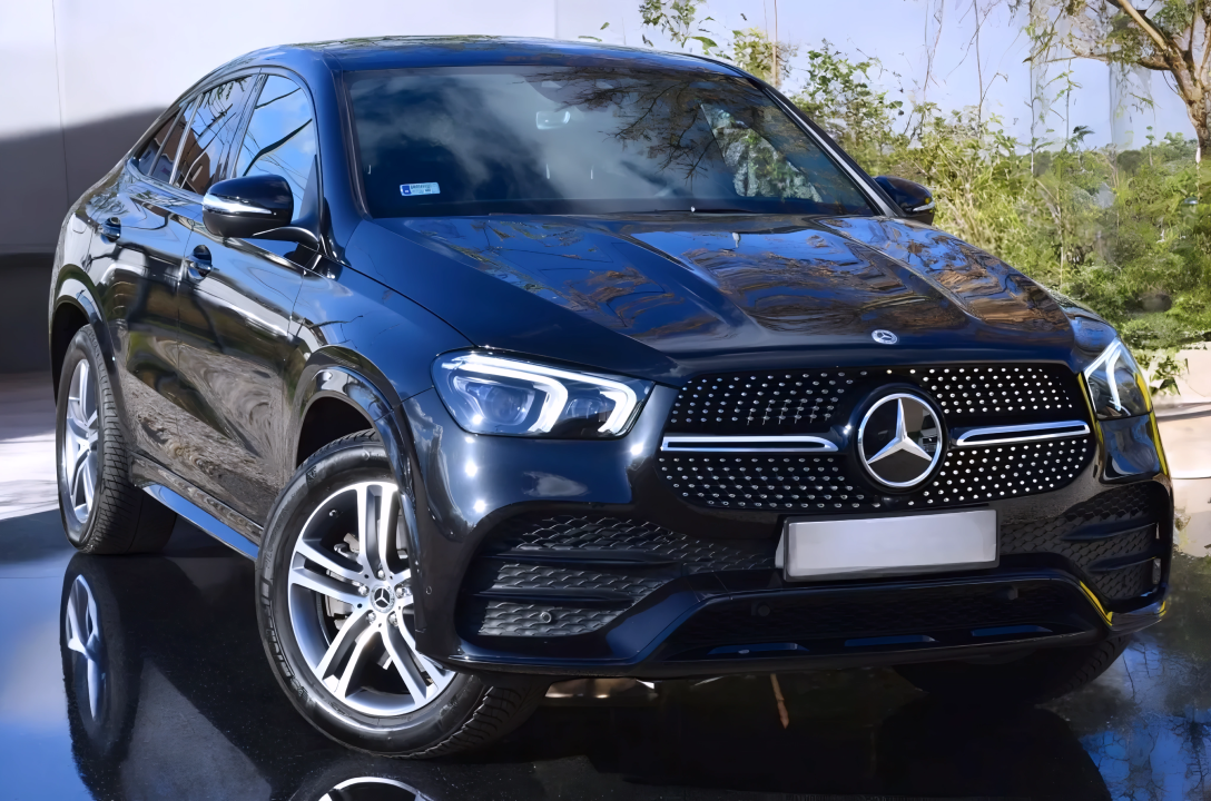 Mercedes-Benz GLE Coupe 350de 4MATIC AMG Line (2)