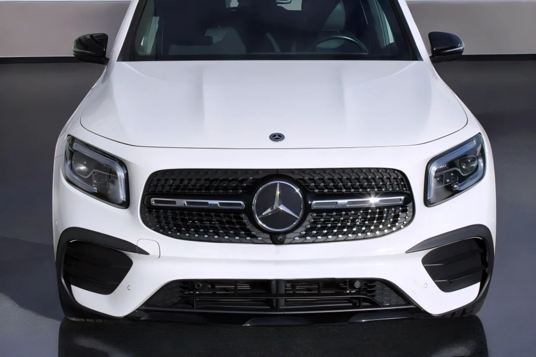 Mercedes-Benz GLB 200d (4)