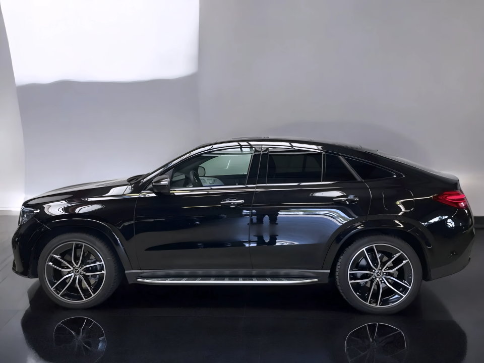 Mercedes-Benz GLE Coupe 350 de 4Matic AMG (2)
