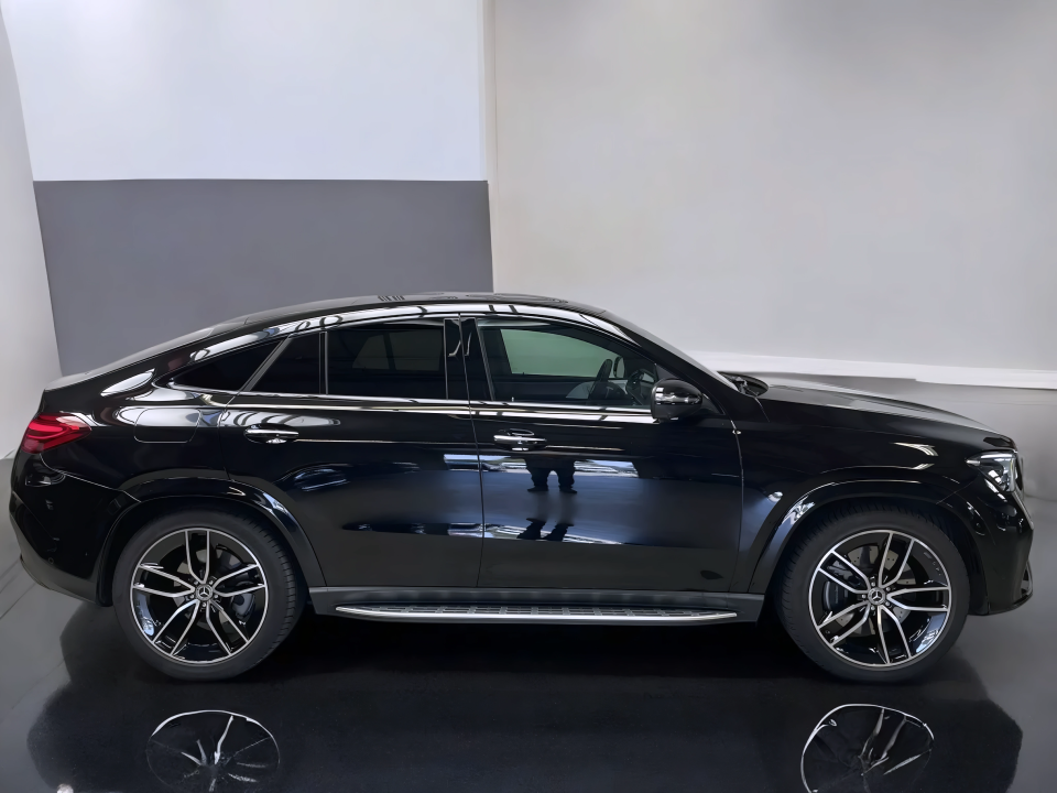 Mercedes-Benz GLE Coupe 350 de 4Matic AMG (1)