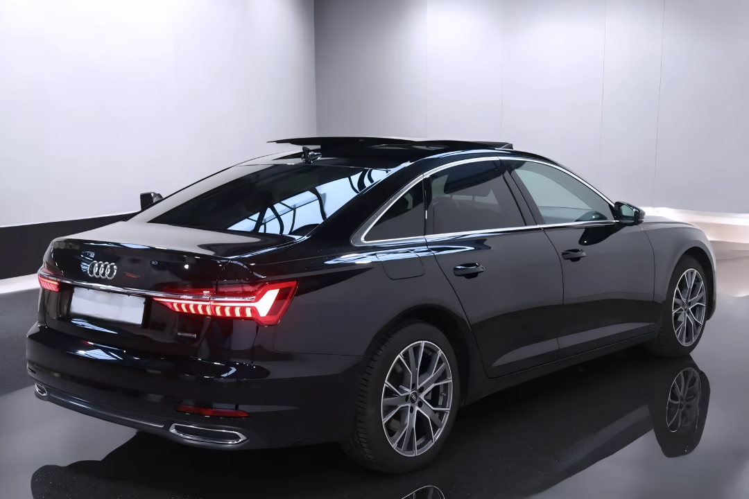 Audi A6 45TDI quattro S tronic (2)