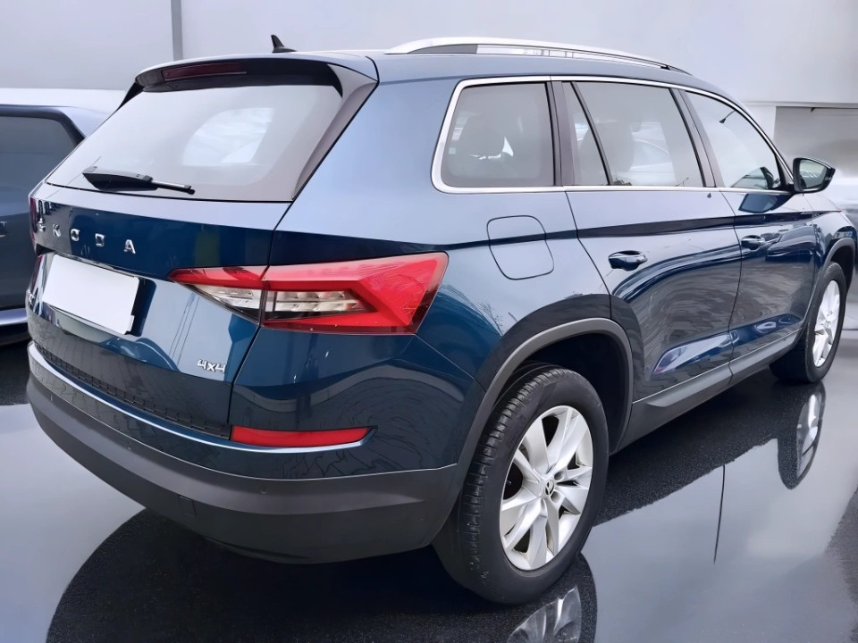 Skoda Kodiaq 2.0 TDI Style 4x4 DSG - foto 7