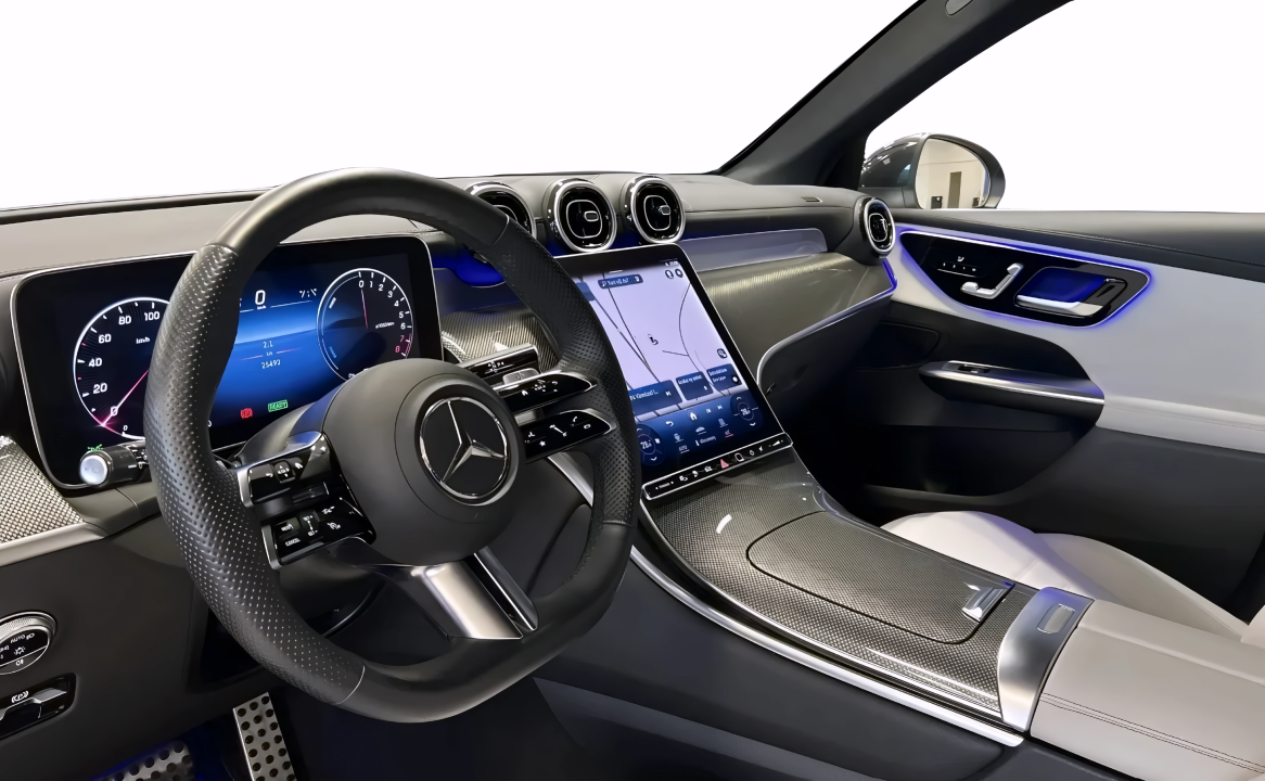 Mercedes-Benz GLC 300e 4MATIC AMG Line (5)