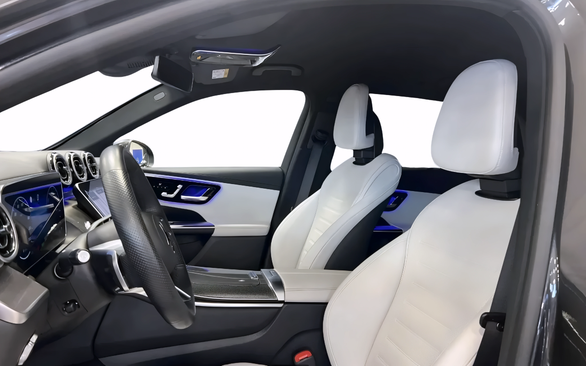 Mercedes-Benz GLC 300e 4MATIC AMG Line (4)