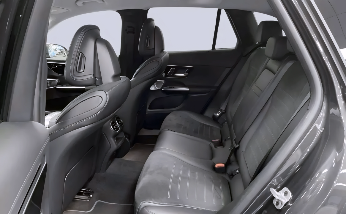 Mercedes-Benz GLC 300e 4MATIC AMG Line - foto 6