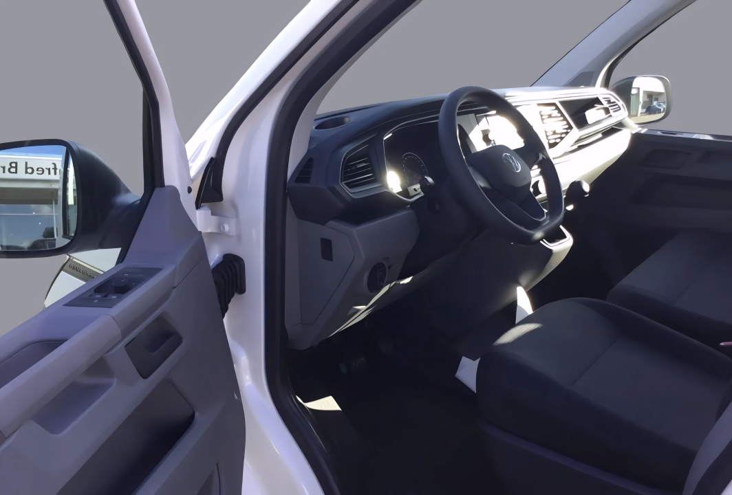 Volkswagen Transporter T6.1 2.0 TDI (5)