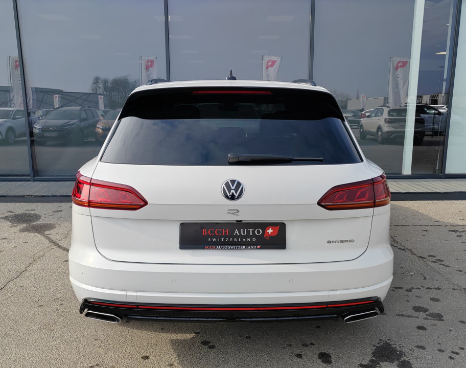 Volkswagen Touareg 3.0 TSI eHybrid R-Line (4)