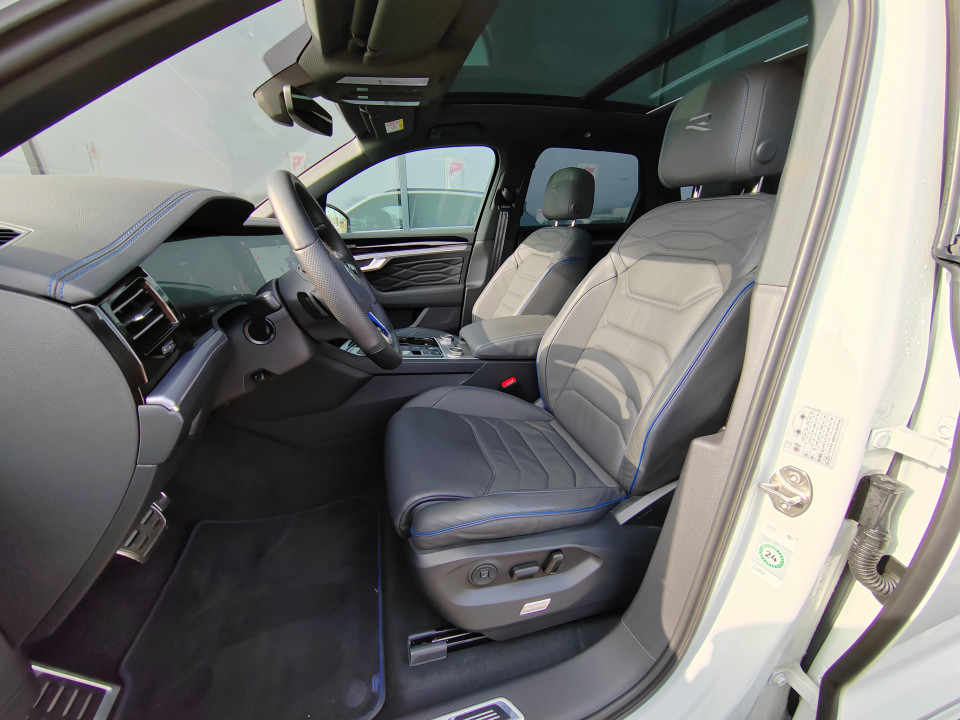Volkswagen Touareg R TSI eHybrid - foto 10