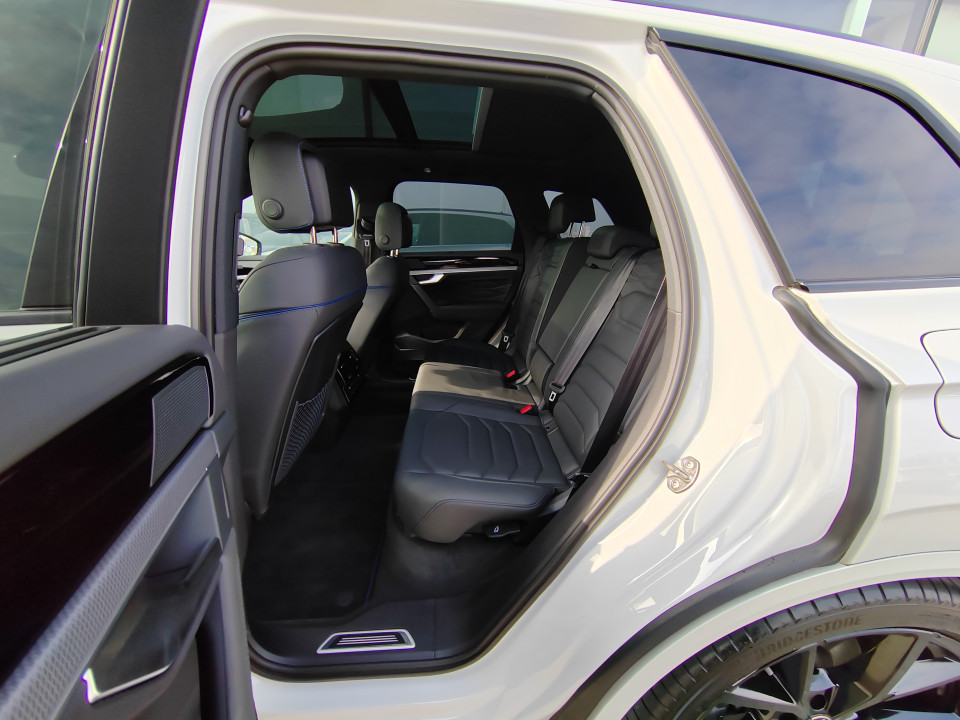 Volkswagen Touareg R TSI eHybrid - foto 12