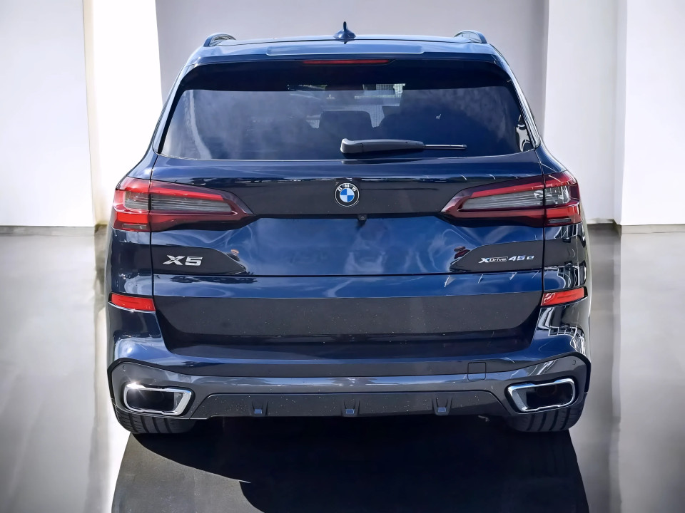 BMW X5 xDrive45e (4)