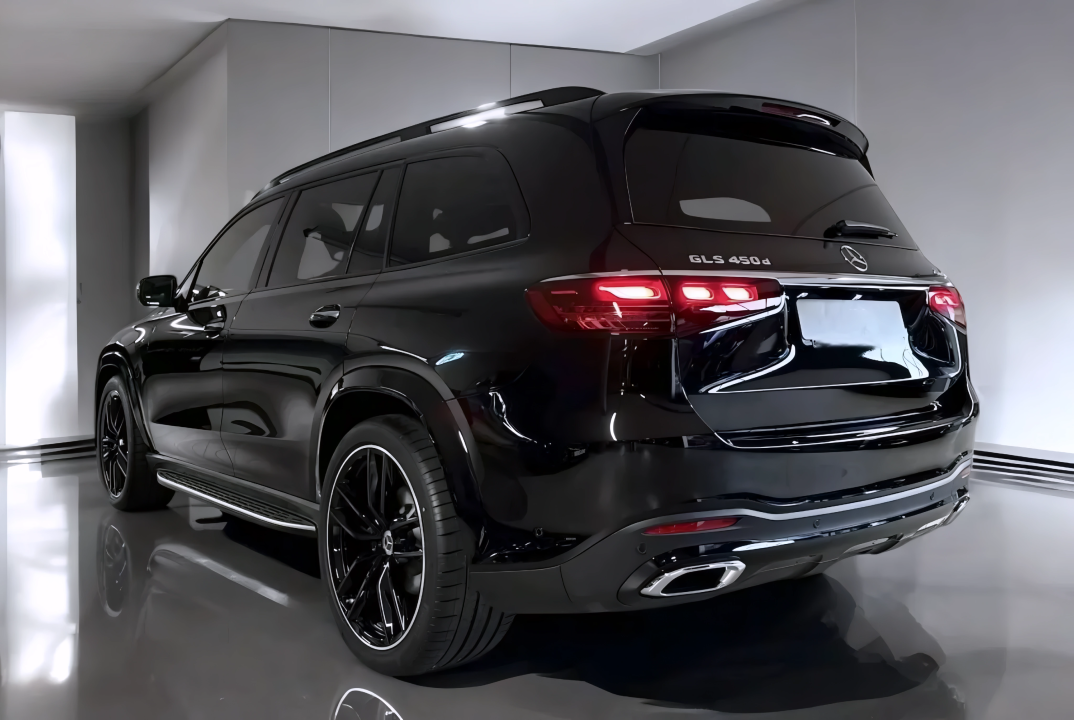 Mercedes-Benz GLS 450 d 4MATIC AMG (3)