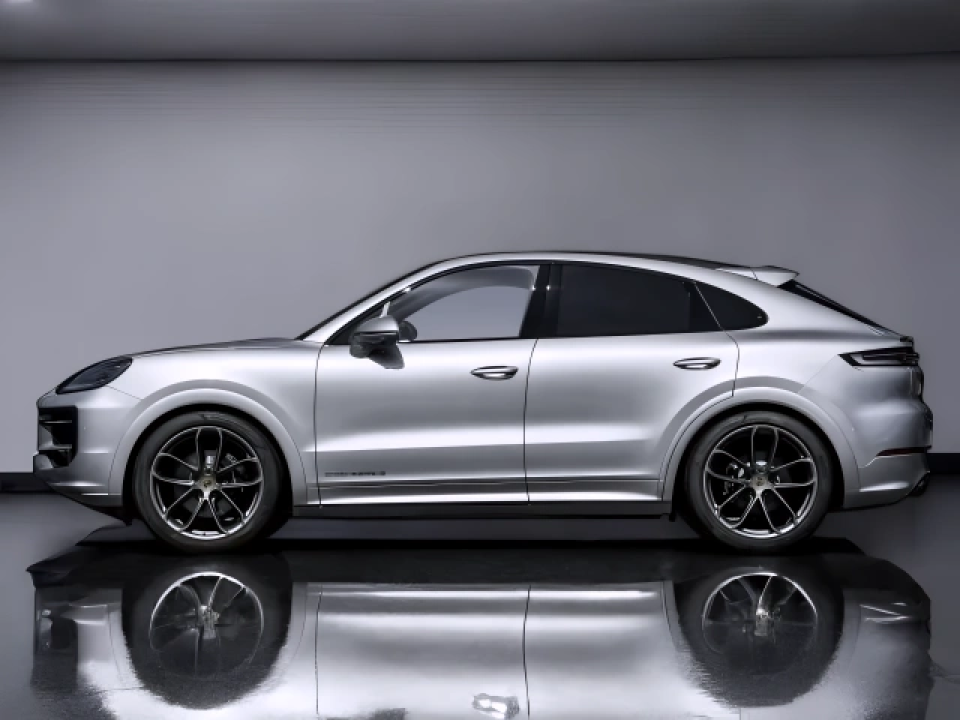 Porsche Cayenne Coupe (2)