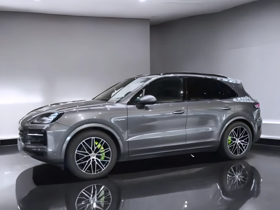 Porsche Cayenne E-Hybrid (2)
