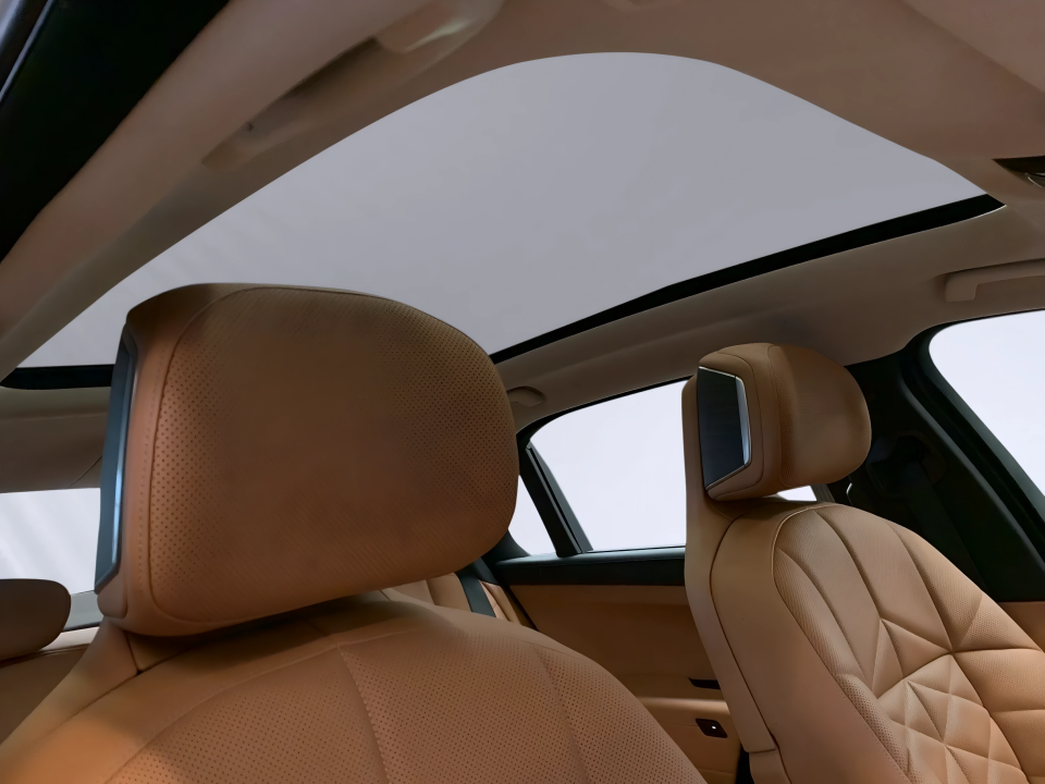 BMW Seria 7 740d xDrive - foto 9
