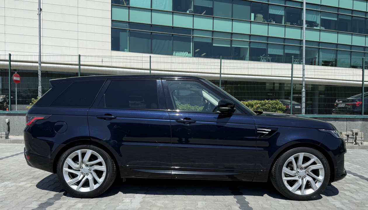 Land Rover Range Rover Sport 3.0 TDV6 HSE AWD (2)