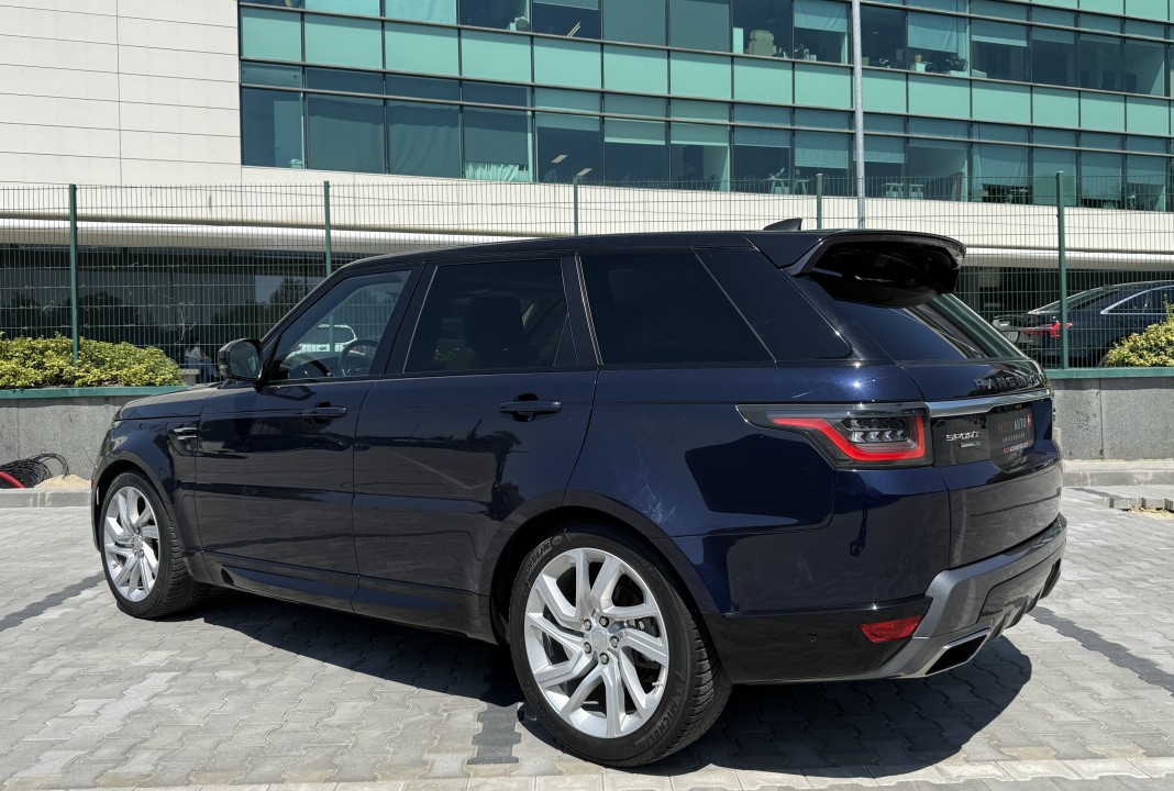 Land Rover Range Rover Sport 3.0 TDV6 HSE AWD (5)