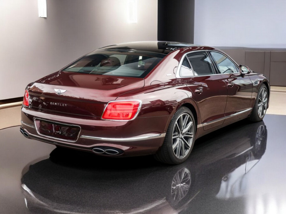 Bentley Flying Spur V8 First Edition Mulliner (4)