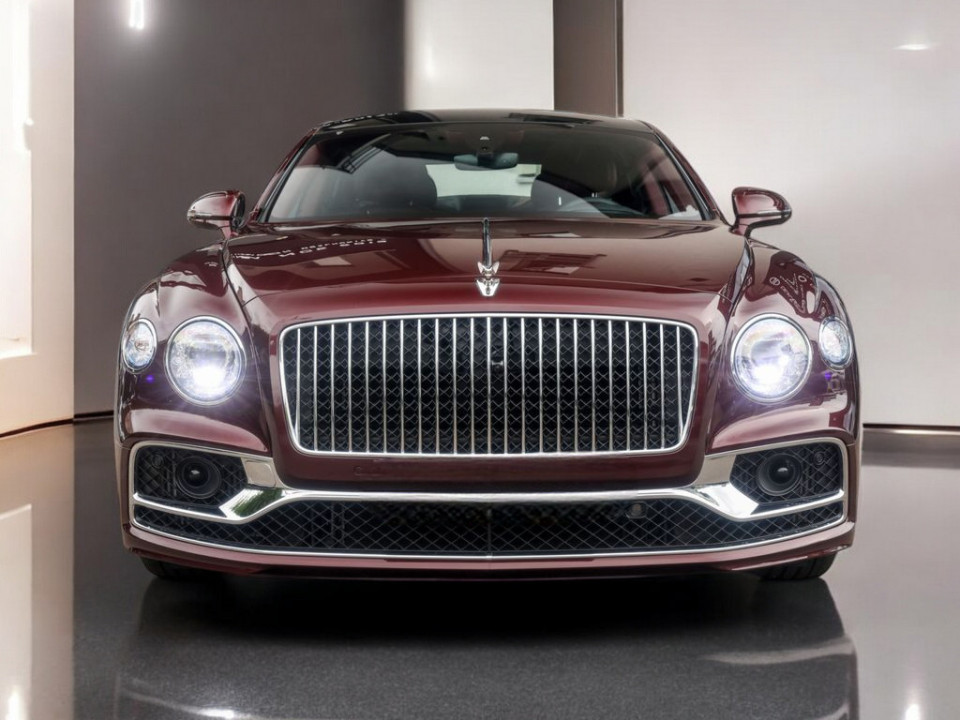 Bentley Flying Spur V8 First Edition Mulliner - foto 8