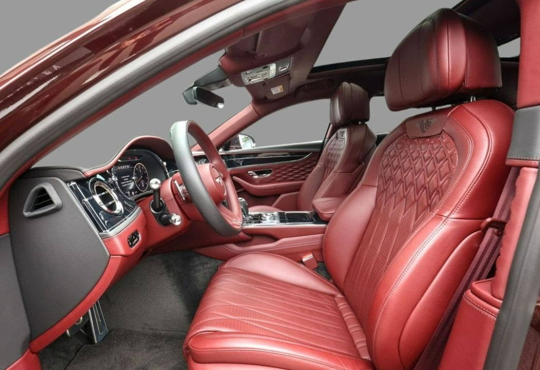 Bentley Flying Spur V8 First Edition Mulliner - foto 13