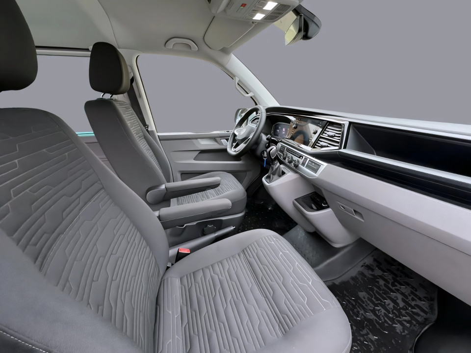 Volkswagen Caravelle T6.1 2.0 TDI 4MOTION DSG Long (3)