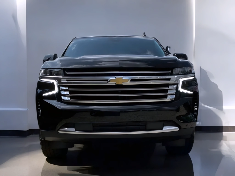 Chevrolet Suburban 4WD High Country (2)