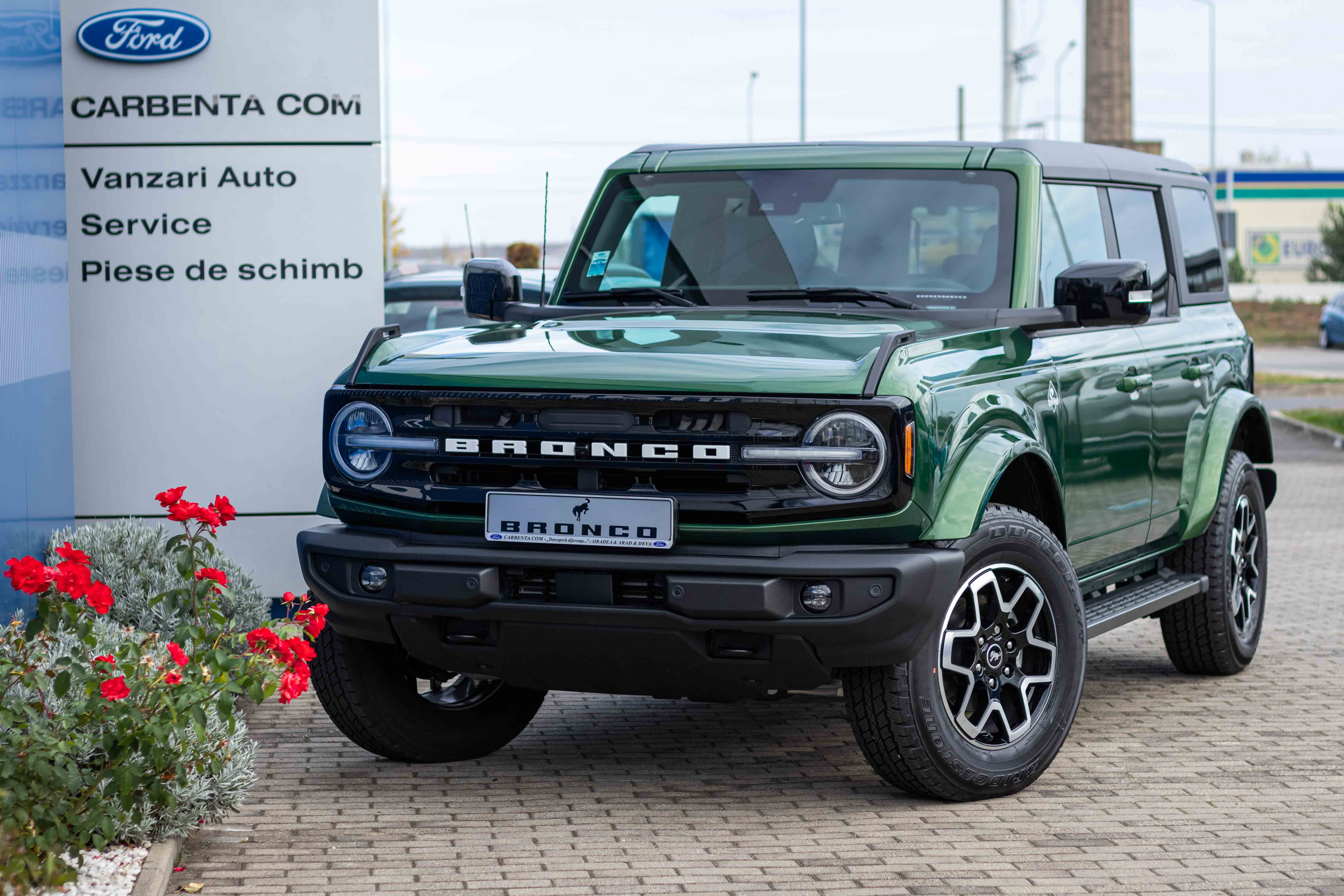 bronco outer banks c9eb3546101f905c2765ebbf3e5e0a97