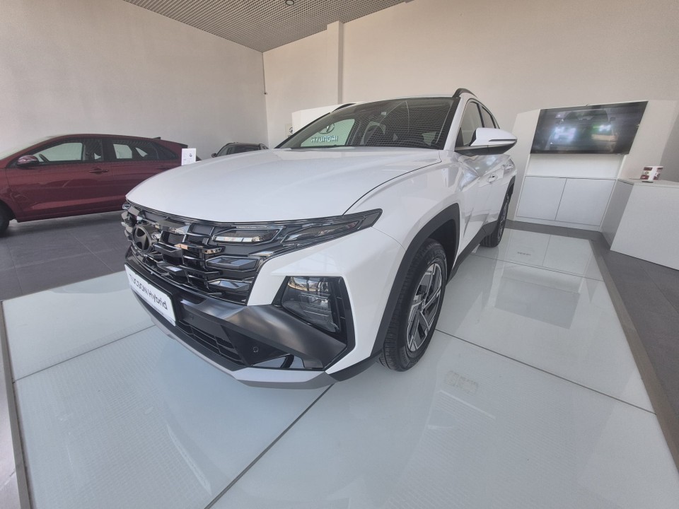 Hyundai NEW TUCSON 1.6T-GDi 239CP Hybrid 2WD 6AT Style