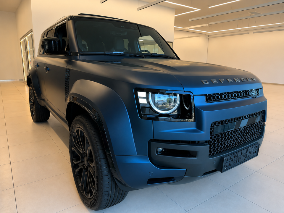 Land Rover DEFENDER, 5 USI SUV 110, 4.4 V8 635CP AWD Auto MHEV, OCTA