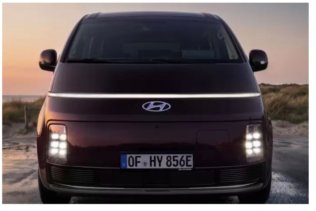 Hyundai Staria EV 84kWh 218CP 7seater Prime