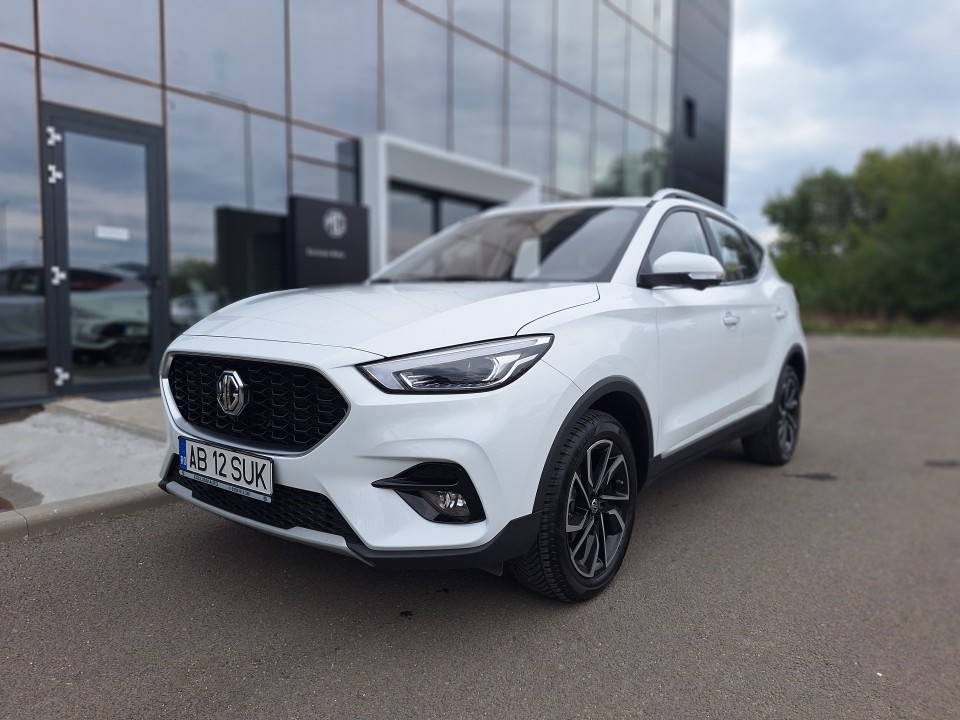 MG ZS