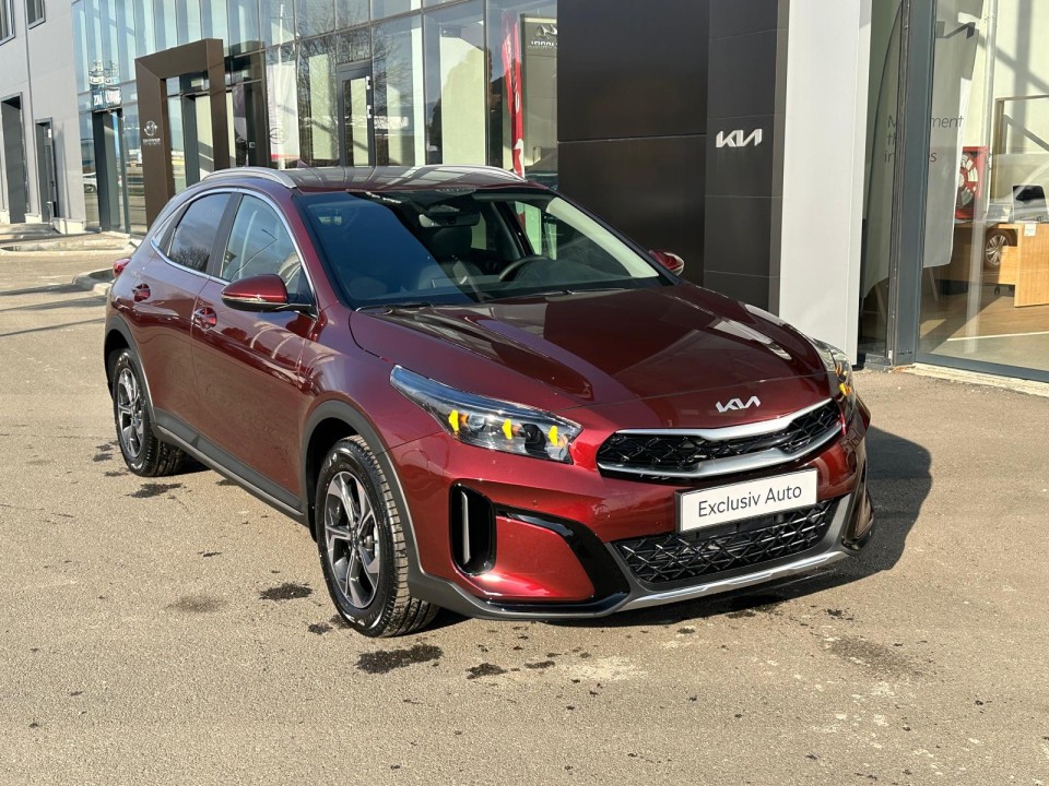 Kia XCEED MY26 1.6 T-GDI 7DCT 150 CP Style Magma Red