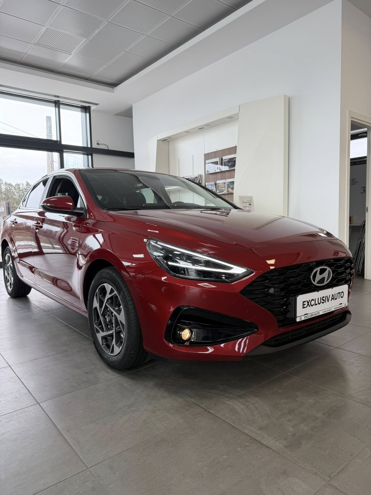 Hyundai NOUL i30 FASTBACK 1.5T-GDi 140CP M-Hybrid 48V 7DCT HIGHWAY