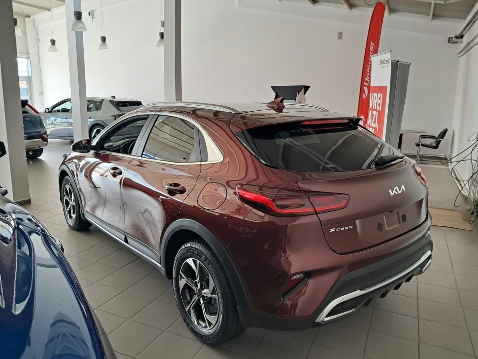 KIA Xceed 2025 — imagine 3