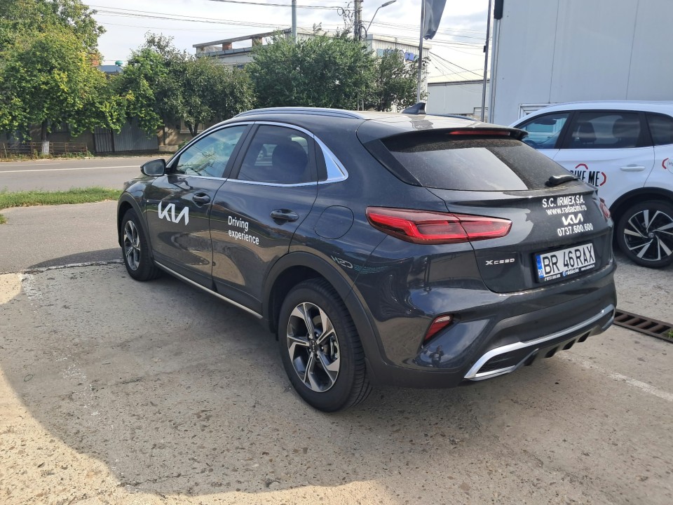 KIA Xceed 2025 — imagine 2