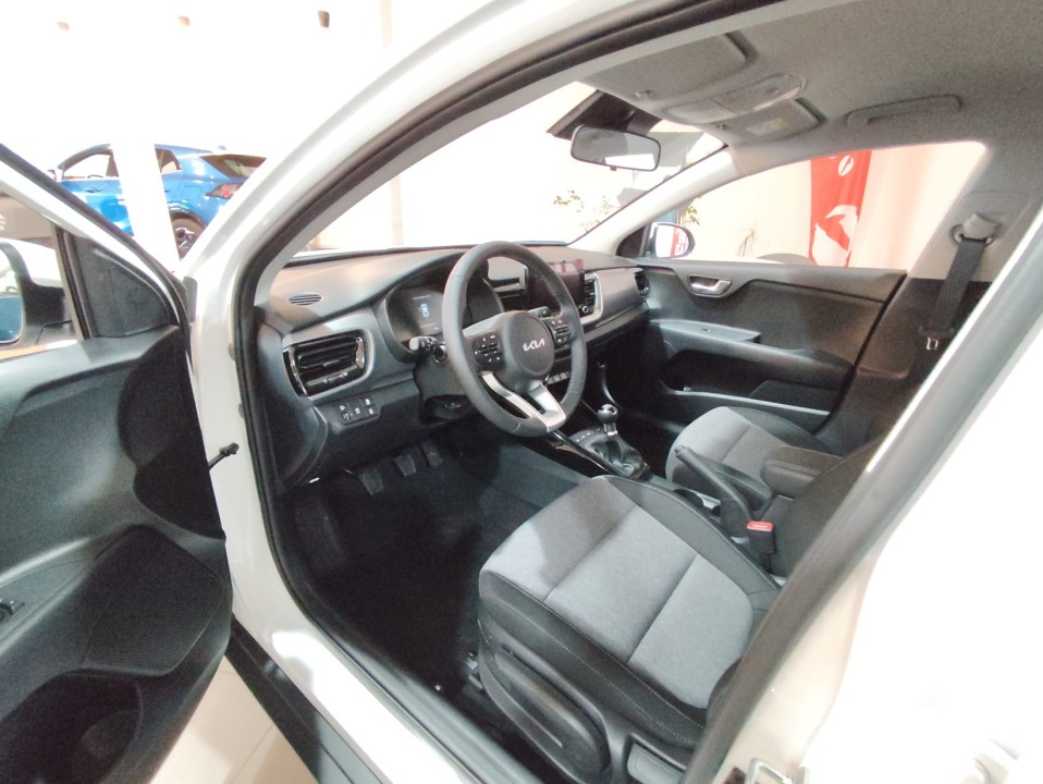 Kia Stonic MY25 1.2 MPI 5MT, Urban