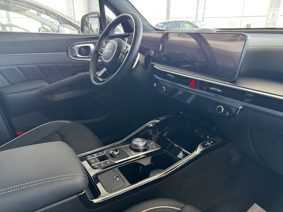 KIA Sorento 2025 — imagine 4