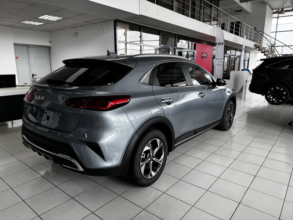 KIA Xceed 2025 — imagine 2