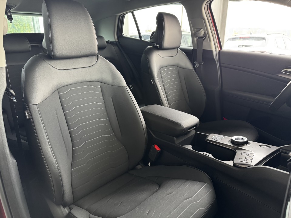Kia Sportage 2025 benzină, 32.120 € — imagine 4