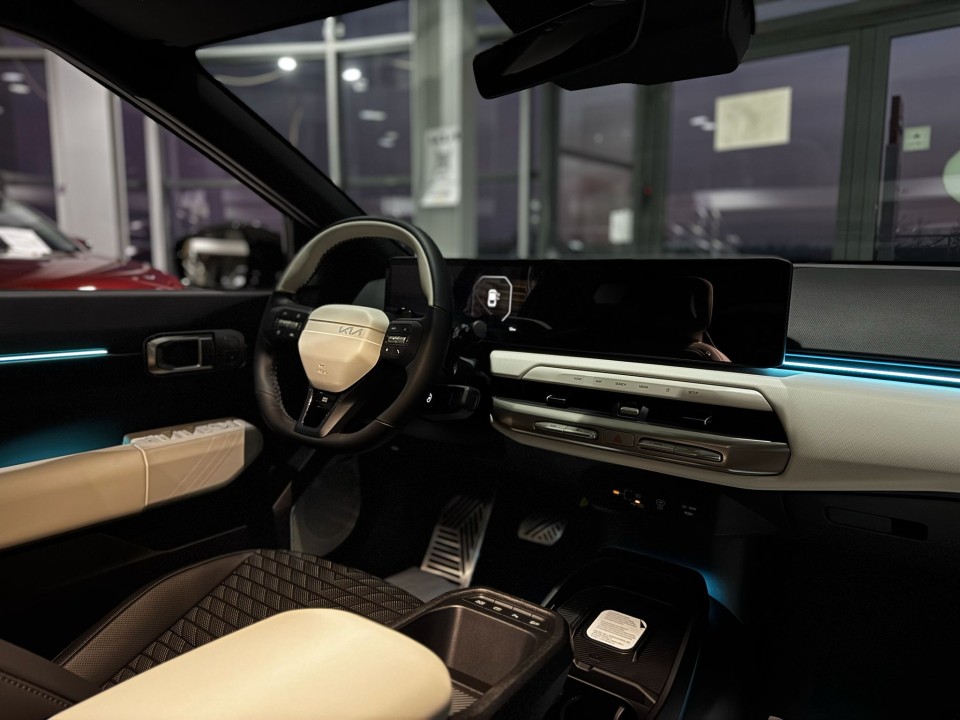 KIA EV4 2025 — imagine 5