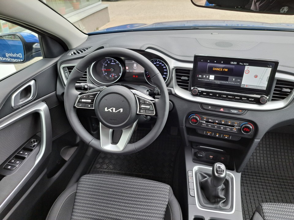 KIA Xceed 2025 — imagine 6