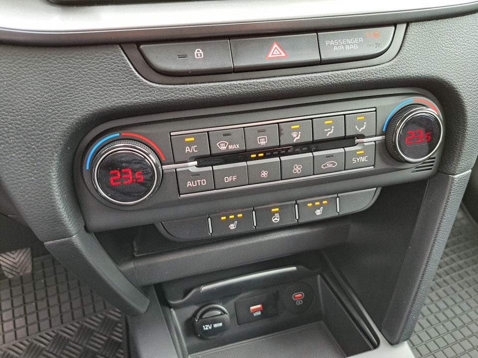 KIA Xceed 2025 — imagine 8