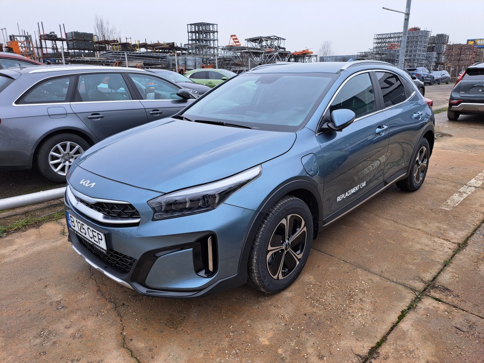 Kia Xceed 2023 benzină, 26.990 € — imagine 5