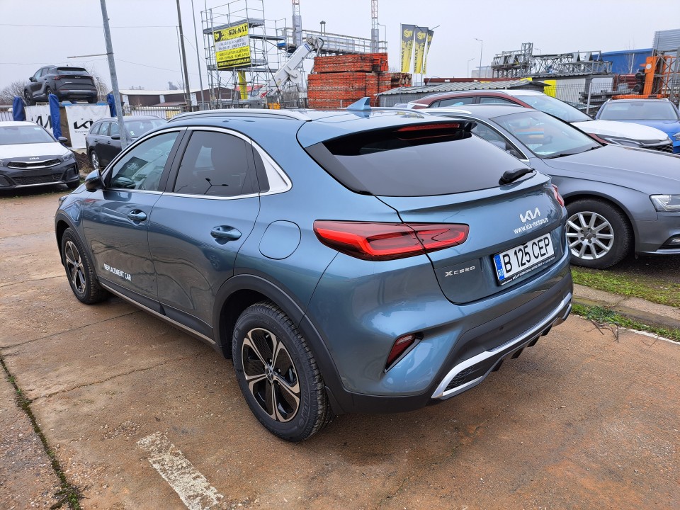 Kia Xceed 2023 benzină, 26.990 € — imagine 8