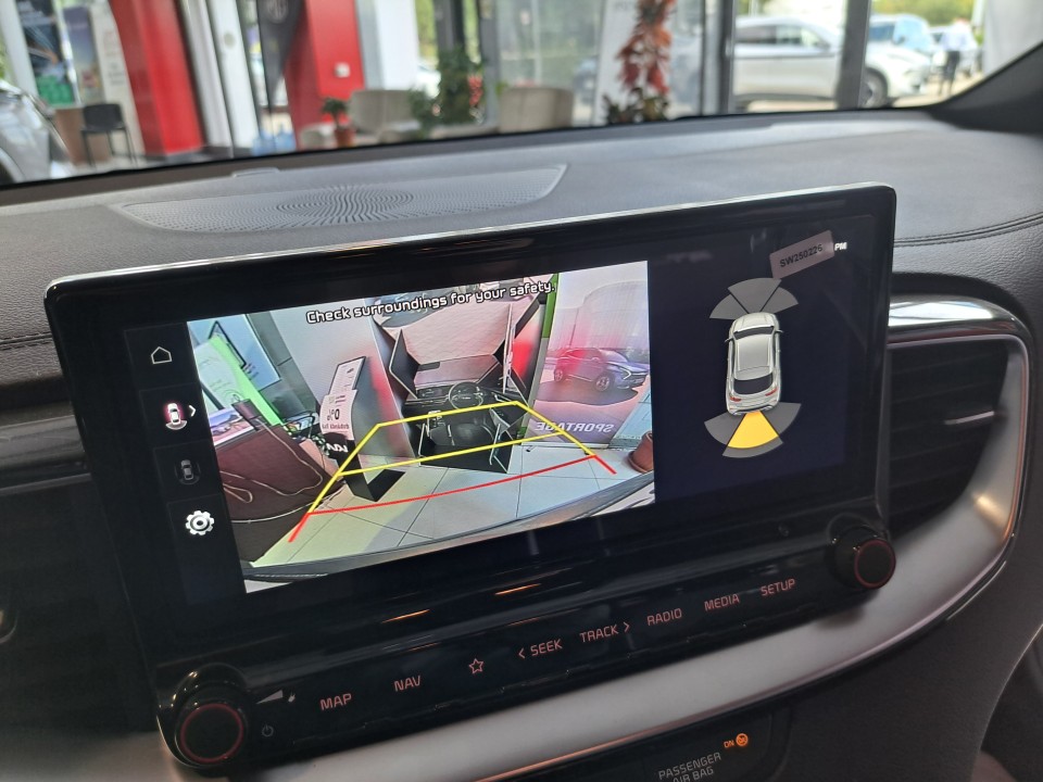 KIA Xceed 2025 — imagine 13